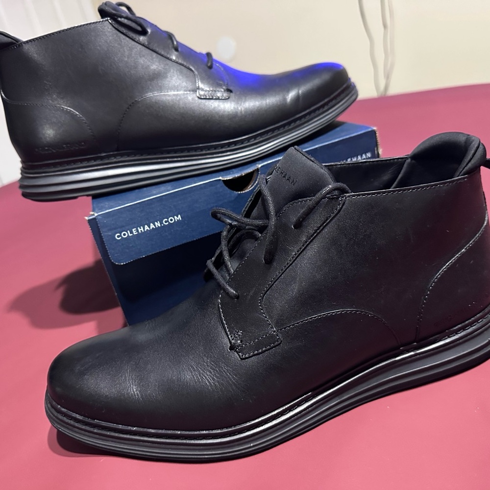 Cole Haan Men's Black Chukka Boots - Picture 5 of 8